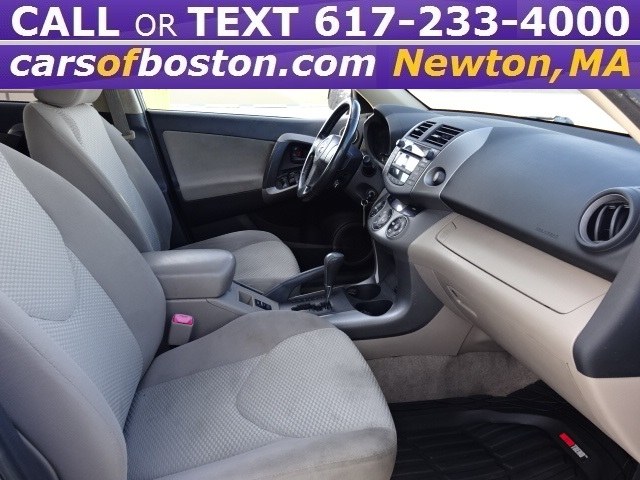 2006 Toyota RAV4 4dr Limited 4-cyl 4WD (Natl), available for sale in Newton, Massachusetts | Jacob Auto Sales. Newton, Massachusetts 2006 Toyota RAV4 4dr Limited 4-cyl 4WD (Natl), available for sale in Newton, Massachusetts | Jacob Auto Sales. Newton, Massachusetts