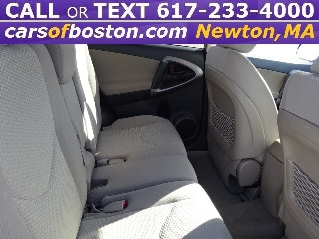 2006 Toyota RAV4 4dr Limited 4-cyl 4WD (Natl), available for sale in Newton, Massachusetts | Jacob Auto Sales. Newton, Massachusetts 2006 Toyota RAV4 4dr Limited 4-cyl 4WD (Natl), available for sale in Newton, Massachusetts | Jacob Auto Sales. Newton, Massachusetts