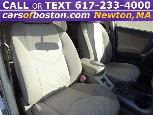 2006 Toyota RAV4 4dr Limited 4-cyl 4WD (Natl), available for sale in Newton, Massachusetts | Jacob Auto Sales. Newton, Massachusetts 2006 Toyota RAV4 4dr Limited 4-cyl 4WD (Natl), available for sale in Newton, Massachusetts | Jacob Auto Sales. Newton, Massachusetts