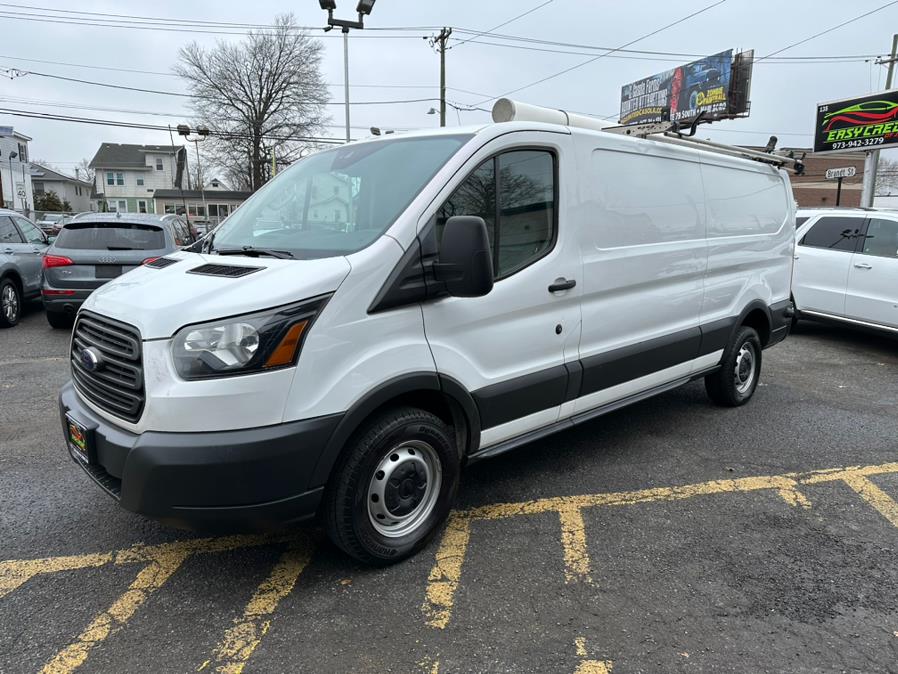Used Ford Transit Van T-250 148" Low Rf 9000 GVWR Swing-Out RH Dr 2017 | Easy Credit of Jersey. Little Ferry, New Jersey