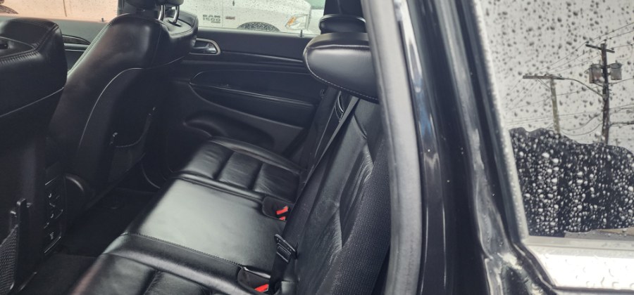2012 Jeep Grand Cherokee 4WD 4dr Laredo, available for sale in Patchogue, New York | Romaxx Truxx. Patchogue, New York 2012 Jeep Grand Cherokee 4WD 4dr Laredo, available for sale in Patchogue, New York | Romaxx Truxx. Patchogue, New York