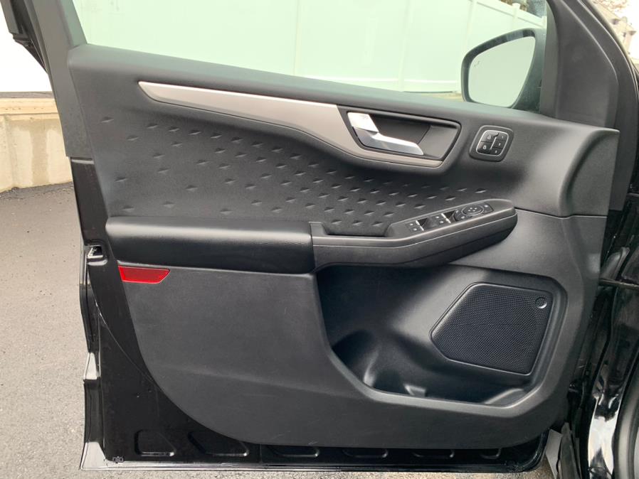 2020 Ford Escape SEL AWD, available for sale in Hillside, New Jersey | Champion Auto Hillside. Hillside, New Jersey 2020 Ford Escape SEL AWD, available for sale in Hillside, New Jersey | Champion Auto Hillside. Hillside, New Jersey