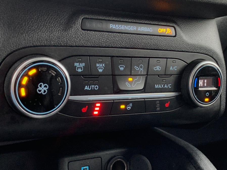 2020 Ford Escape SEL AWD, available for sale in Hillside, New Jersey | Champion Auto Hillside. Hillside, New Jersey 2020 Ford Escape SEL AWD, available for sale in Hillside, New Jersey | Champion Auto Hillside. Hillside, New Jersey