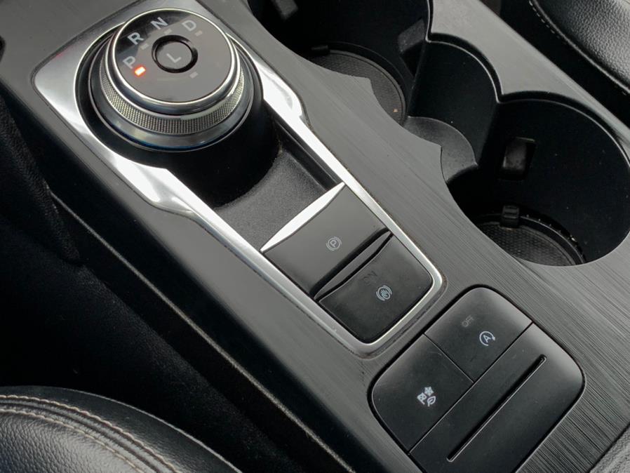 2020 Ford Escape SEL AWD, available for sale in Hillside, New Jersey | Champion Auto Hillside. Hillside, New Jersey 2020 Ford Escape SEL AWD, available for sale in Hillside, New Jersey | Champion Auto Hillside. Hillside, New Jersey