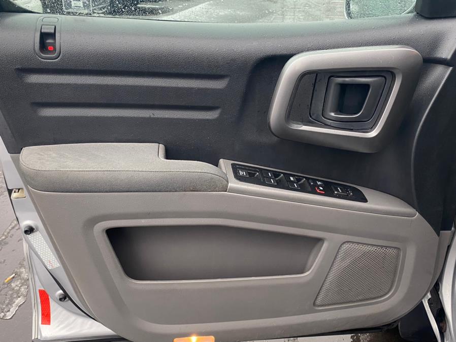 2012 Honda Ridgeline 4WD Crew Cab RTS, available for sale in Canton, Connecticut | Lava Motors 2 Inc. Canton, Connecticut 2012 Honda Ridgeline 4WD Crew Cab RTS, available for sale in Canton, Connecticut | Lava Motors 2 Inc. Canton, Connecticut