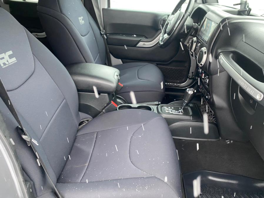 2016 Jeep Wrangler Unlimited 4WD 4dr Sahara, available for sale in Canton, Connecticut | Lava Motors 2 Inc. Canton, Connecticut 2016 Jeep Wrangler Unlimited 4WD 4dr Sahara, available for sale in Canton, Connecticut | Lava Motors 2 Inc. Canton, Connecticut