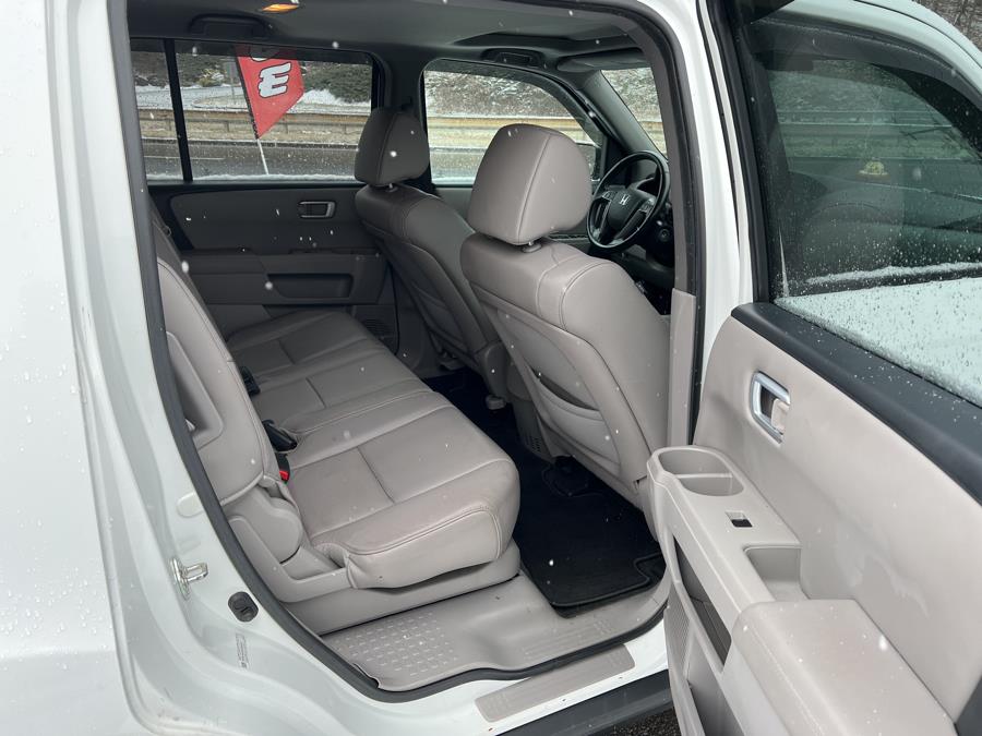 Used Honda Pilot 4WD 4dr EX-L w/Navi 2015 | Main Auto of Berlin. Berlin, Connecticut Used Honda Pilot 4WD 4dr EX-L w/Navi 2015 | Main Auto of Berlin. Berlin, Connecticut