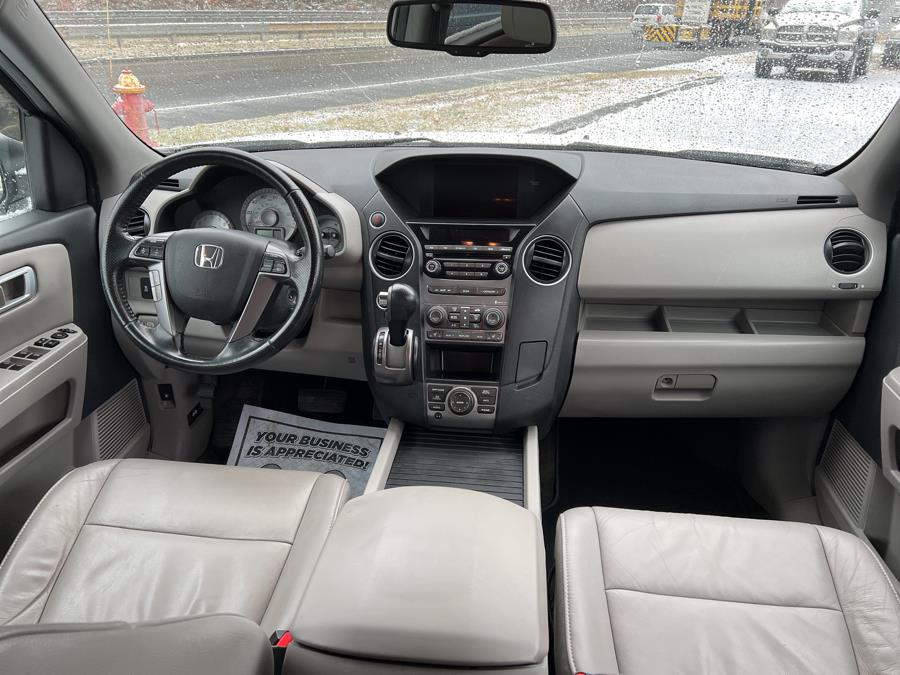 Used Honda Pilot 4WD 4dr EX-L w/Navi 2015 | Main Auto of Berlin. Berlin, Connecticut Used Honda Pilot 4WD 4dr EX-L w/Navi 2015 | Main Auto of Berlin. Berlin, Connecticut