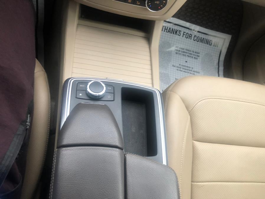 2015 Mercedes-Benz M-Class 4MATIC 4dr ML 350, available for sale in Irvington, New Jersey | Elis Motors Corp. Irvington, New Jersey 2015 Mercedes-Benz M-Class 4MATIC 4dr ML 350, available for sale in Irvington, New Jersey | Elis Motors Corp. Irvington, New Jersey