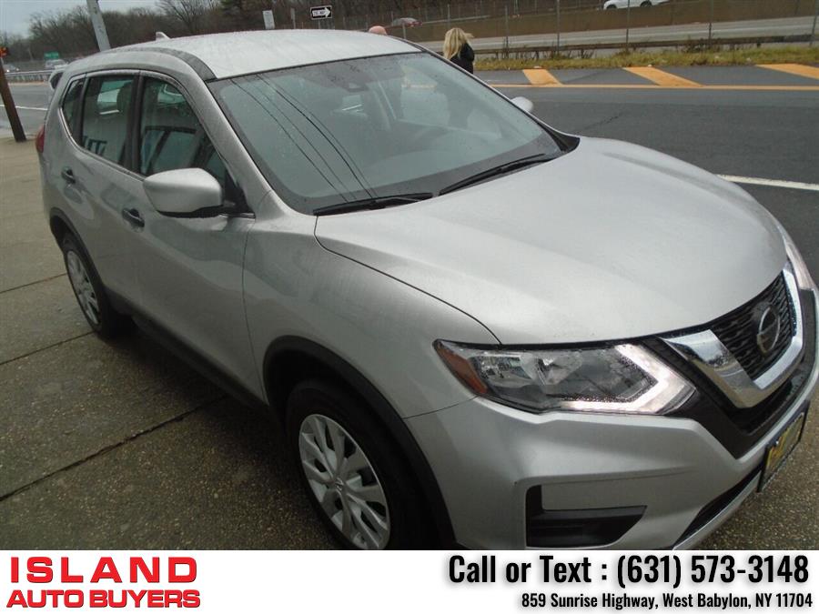 2020 Nissan Rogue S AWD 4dr Crossover, available for sale in West Babylon, New York | Island Auto Buyers. West Babylon, New York 2020 Nissan Rogue S AWD 4dr Crossover, available for sale in West Babylon, New York | Island Auto Buyers. West Babylon, New York