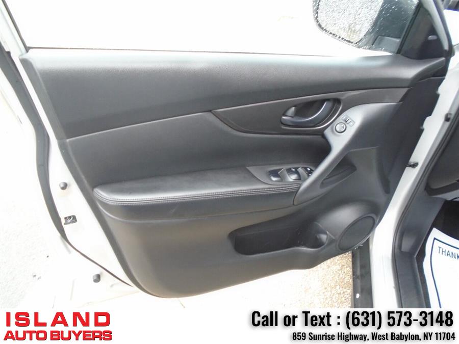 2020 Nissan Rogue S AWD 4dr Crossover, available for sale in West Babylon, New York | Island Auto Buyers. West Babylon, New York 2020 Nissan Rogue S AWD 4dr Crossover, available for sale in West Babylon, New York | Island Auto Buyers. West Babylon, New York