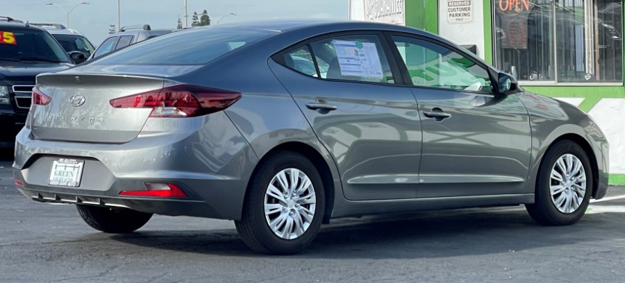 2019 Hyundai Elantra SE Auto, available for sale in Corona, California | Green Light Auto. Corona, California 2019 Hyundai Elantra SE Auto, available for sale in Corona, California | Green Light Auto. Corona, California