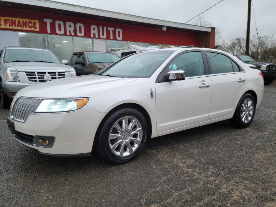 2011 Lincoln MKZ 4dr Sdn AWD Leather & Sunroof, available for sale in East Windsor, Connecticut | Toro Auto. East Windsor, Connecticut