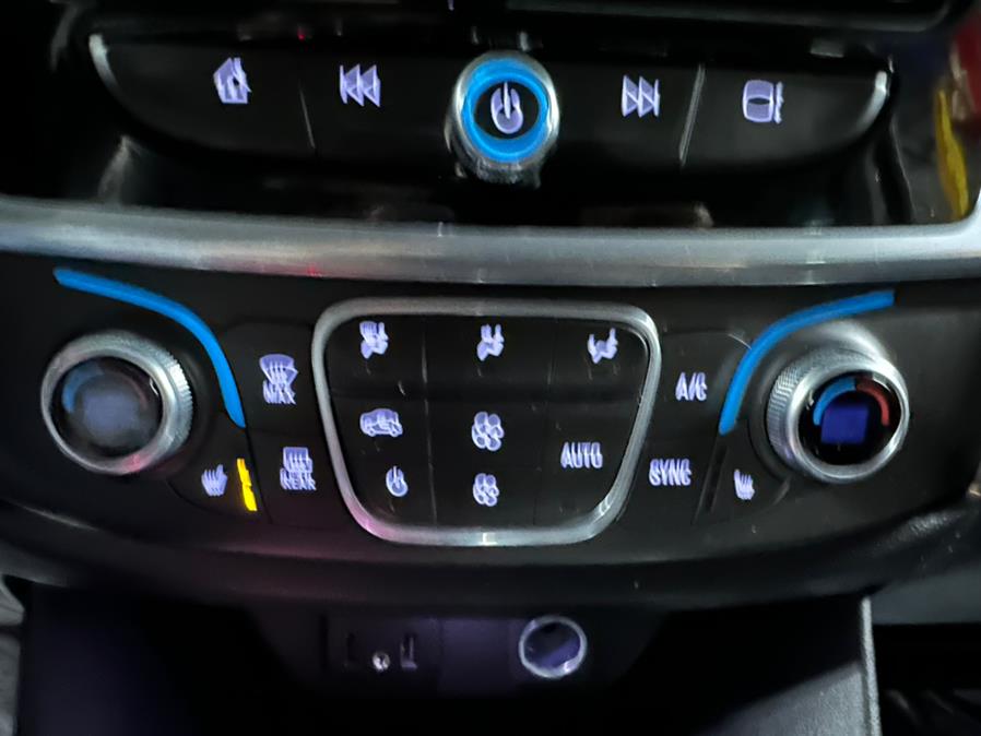 2019 Chevrolet Traverse FWD 4dr LT Cloth w/1LT, available for sale in West Babylon , New York | MP Motors Inc. West Babylon , New York 2019 Chevrolet Traverse FWD 4dr LT Cloth w/1LT, available for sale in West Babylon , New York | MP Motors Inc. West Babylon , New York