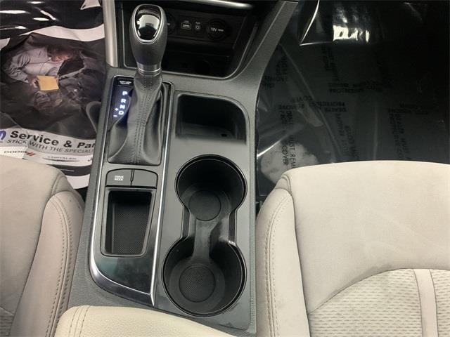 Used Hyundai Sonata Base 2017 | Eastchester Motor Cars. Bronx, New York Used Hyundai Sonata Base 2017 | Eastchester Motor Cars. Bronx, New York