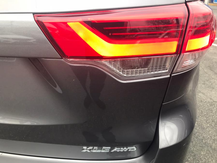 2019 Toyota Highlander XLE V6 AWD (Natl), available for sale in Lodi, New Jersey | European Auto Expo. Lodi, New Jersey 2019 Toyota Highlander XLE V6 AWD (Natl), available for sale in Lodi, New Jersey | European Auto Expo. Lodi, New Jersey
