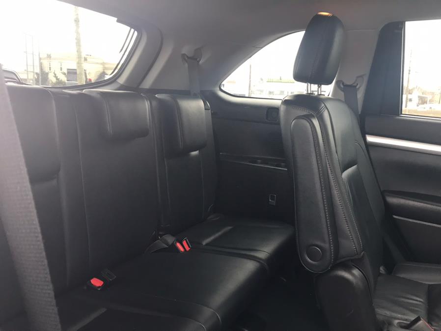 2019 Toyota Highlander XLE V6 AWD (Natl), available for sale in Lodi, New Jersey | European Auto Expo. Lodi, New Jersey 2019 Toyota Highlander XLE V6 AWD (Natl), available for sale in Lodi, New Jersey | European Auto Expo. Lodi, New Jersey