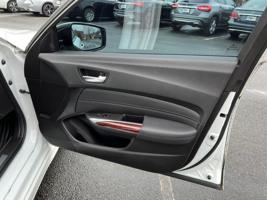 2015 Acura TLX 4dr Sdn FWD V6 Tech, available for sale in Berlin, Connecticut | Tru Auto Mall. Berlin, Connecticut 2015 Acura TLX 4dr Sdn FWD V6 Tech, available for sale in Berlin, Connecticut | Tru Auto Mall. Berlin, Connecticut