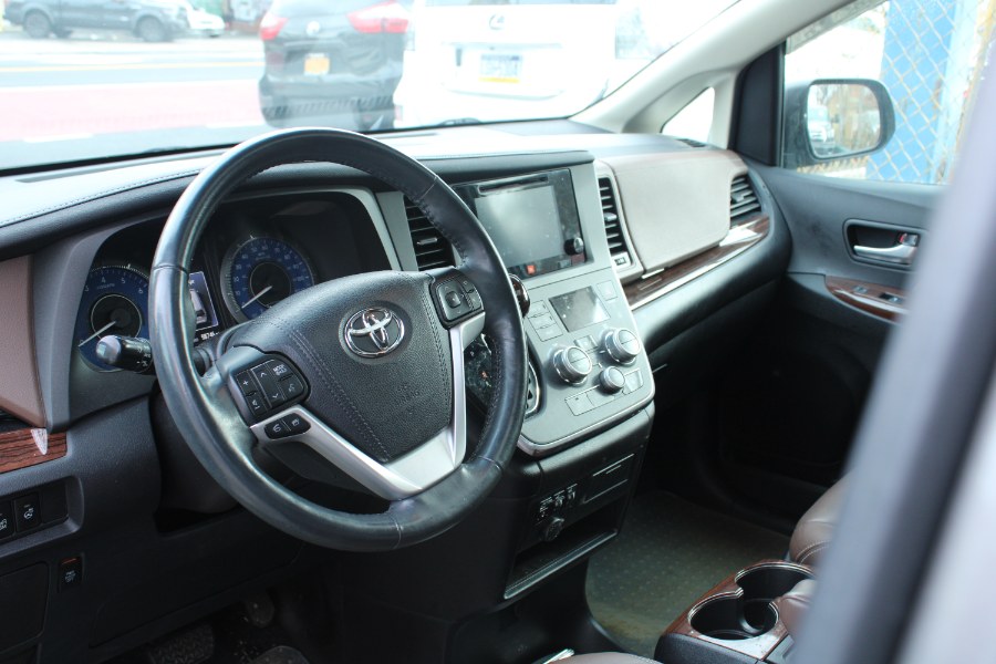 2016 Toyota Sienna 5dr 7-Pass Van Ltd FWD (Natl), available for sale in BROOKLYN, New York | Deals on Wheels International Auto. BROOKLYN, New York 2016 Toyota Sienna 5dr 7-Pass Van Ltd FWD (Natl), available for sale in BROOKLYN, New York | Deals on Wheels International Auto. BROOKLYN, New York