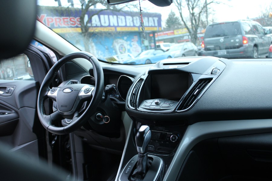 2013 Ford Escape 4WD 4dr SEL, available for sale in BROOKLYN, New York | Deals on Wheels International Auto. BROOKLYN, New York 2013 Ford Escape 4WD 4dr SEL, available for sale in BROOKLYN, New York | Deals on Wheels International Auto. BROOKLYN, New York