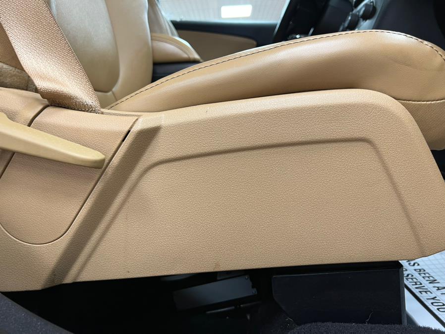 2011 Dodge Journey AWD 4dr LUX, available for sale in Massapequa Park, New York | Power Motors East. Massapequa Park, New York 2011 Dodge Journey AWD 4dr LUX, available for sale in Massapequa Park, New York | Power Motors East. Massapequa Park, New York