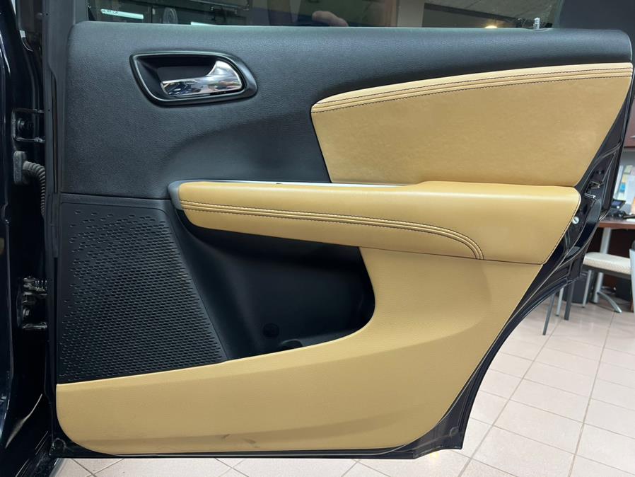 2011 Dodge Journey AWD 4dr LUX, available for sale in Massapequa Park, New York | Power Motors East. Massapequa Park, New York 2011 Dodge Journey AWD 4dr LUX, available for sale in Massapequa Park, New York | Power Motors East. Massapequa Park, New York