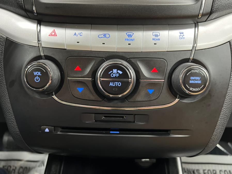 2011 Dodge Journey AWD 4dr LUX, available for sale in Massapequa Park, New York | Power Motors East. Massapequa Park, New York 2011 Dodge Journey AWD 4dr LUX, available for sale in Massapequa Park, New York | Power Motors East. Massapequa Park, New York