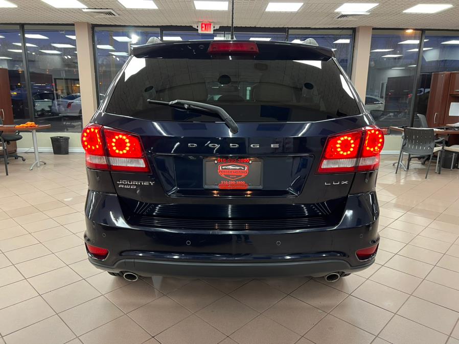 2011 Dodge Journey AWD 4dr LUX, available for sale in Massapequa Park, New York | Power Motors East. Massapequa Park, New York 2011 Dodge Journey AWD 4dr LUX, available for sale in Massapequa Park, New York | Power Motors East. Massapequa Park, New York