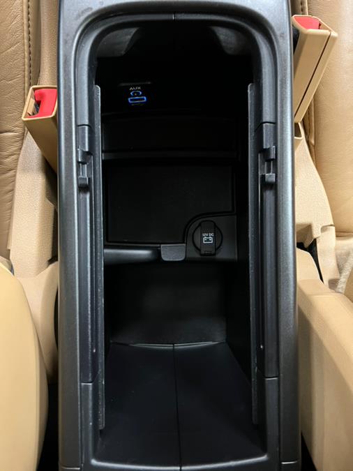2011 Dodge Journey AWD 4dr LUX, available for sale in Massapequa Park, New York | Power Motors East. Massapequa Park, New York 2011 Dodge Journey AWD 4dr LUX, available for sale in Massapequa Park, New York | Power Motors East. Massapequa Park, New York