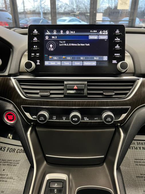 2020 Honda Accord Sedan Touring 2.0T Auto, available for sale in Massapequa Park, New York | Power Motors East. Massapequa Park, New York 2020 Honda Accord Sedan Touring 2.0T Auto, available for sale in Massapequa Park, New York | Power Motors East. Massapequa Park, New York
