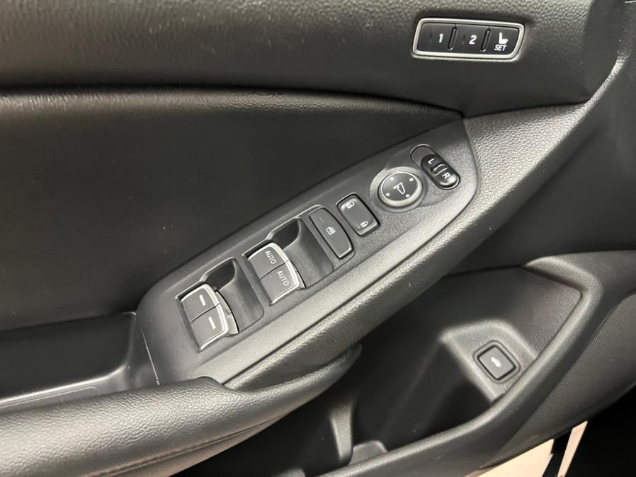 2020 Honda Accord Sedan Touring 2.0T Auto, available for sale in Massapequa Park, New York | Power Motors East. Massapequa Park, New York 2020 Honda Accord Sedan Touring 2.0T Auto, available for sale in Massapequa Park, New York | Power Motors East. Massapequa Park, New York