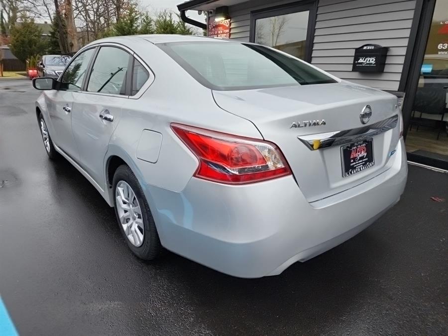 2013 Nissan Altima 4dr Sdn I4 2.5 SL, available for sale in Islip, New York | L.I. Auto Gallery. Islip, New York 2013 Nissan Altima 4dr Sdn I4 2.5 SL, available for sale in Islip, New York | L.I. Auto Gallery. Islip, New York