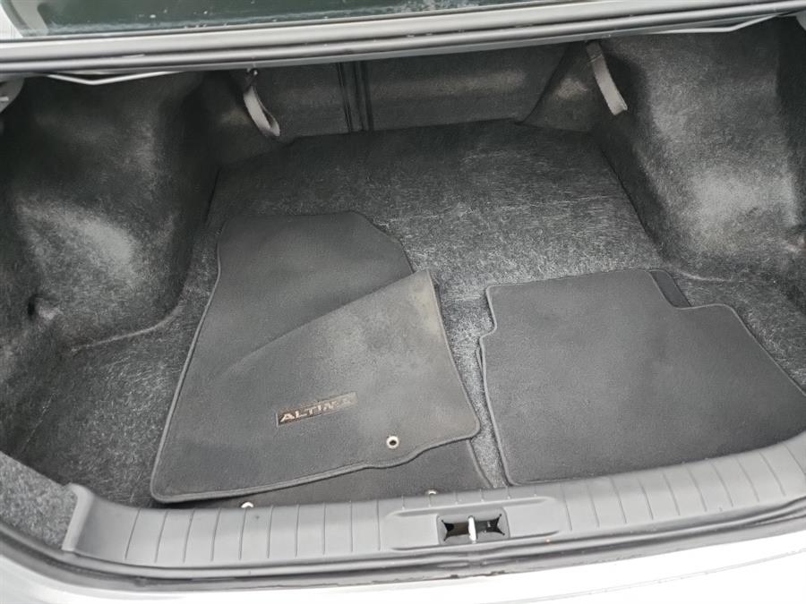 2013 Nissan Altima 4dr Sdn I4 2.5 SL, available for sale in Islip, New York | L.I. Auto Gallery. Islip, New York 2013 Nissan Altima 4dr Sdn I4 2.5 SL, available for sale in Islip, New York | L.I. Auto Gallery. Islip, New York