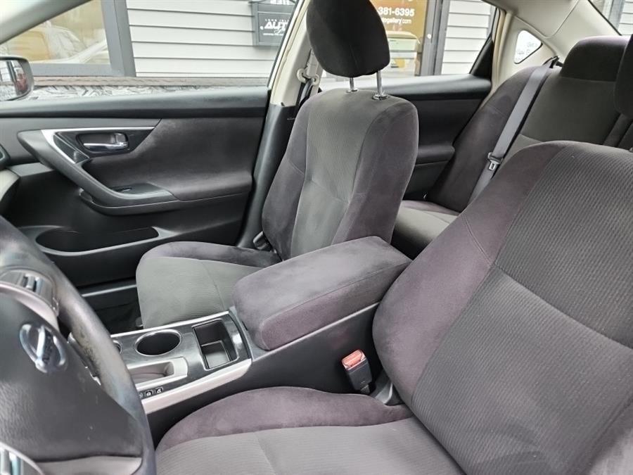 2013 Nissan Altima 4dr Sdn I4 2.5 SL, available for sale in Islip, New York | L.I. Auto Gallery. Islip, New York 2013 Nissan Altima 4dr Sdn I4 2.5 SL, available for sale in Islip, New York | L.I. Auto Gallery. Islip, New York