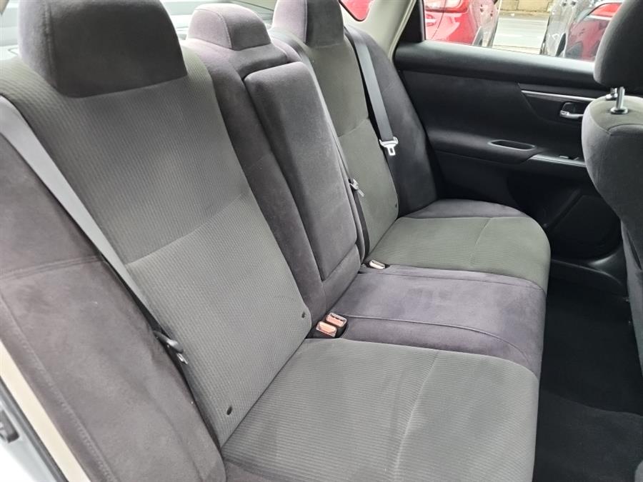 2013 Nissan Altima 4dr Sdn I4 2.5 SL, available for sale in Islip, New York | L.I. Auto Gallery. Islip, New York 2013 Nissan Altima 4dr Sdn I4 2.5 SL, available for sale in Islip, New York | L.I. Auto Gallery. Islip, New York
