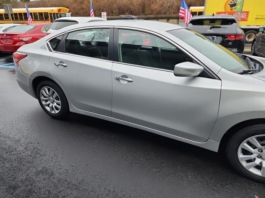 2013 Nissan Altima 4dr Sdn I4 2.5 SL, available for sale in Islip, New York | L.I. Auto Gallery. Islip, New York 2013 Nissan Altima 4dr Sdn I4 2.5 SL, available for sale in Islip, New York | L.I. Auto Gallery. Islip, New York