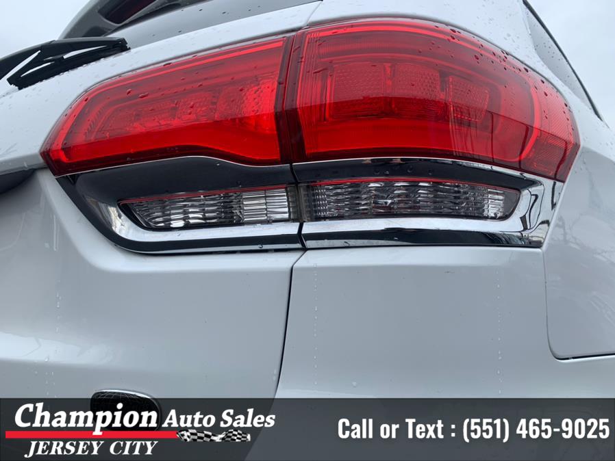2016 Jeep Grand Cherokee 4WD 4dr High Altitude, available for sale in Jersey City, New Jersey | Champion Auto Sales. Jersey City, New Jersey