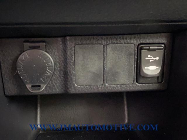 2015 Toyota Corolla 4dr Sdn CVT LE, available for sale in Naugatuck, Connecticut | J&M Automotive Sls&Svc LLC. Naugatuck, Connecticut 2015 Toyota Corolla 4dr Sdn CVT LE, available for sale in Naugatuck, Connecticut | J&M Automotive Sls&Svc LLC. Naugatuck, Connecticut