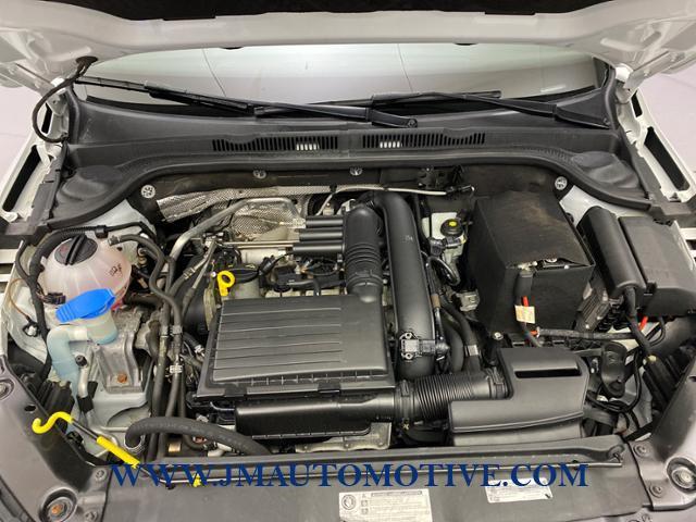 2017 Volkswagen Jetta 1.4T SE Auto, available for sale in Naugatuck, Connecticut | J&M Automotive Sls&Svc LLC. Naugatuck, Connecticut 2017 Volkswagen Jetta 1.4T SE Auto, available for sale in Naugatuck, Connecticut | J&M Automotive Sls&Svc LLC. Naugatuck, Connecticut