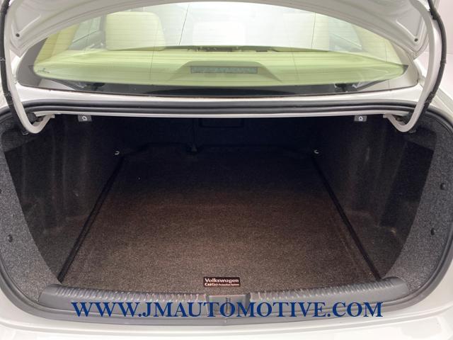 2017 Volkswagen Jetta 1.4T SE Auto, available for sale in Naugatuck, Connecticut | J&M Automotive Sls&Svc LLC. Naugatuck, Connecticut 2017 Volkswagen Jetta 1.4T SE Auto, available for sale in Naugatuck, Connecticut | J&M Automotive Sls&Svc LLC. Naugatuck, Connecticut