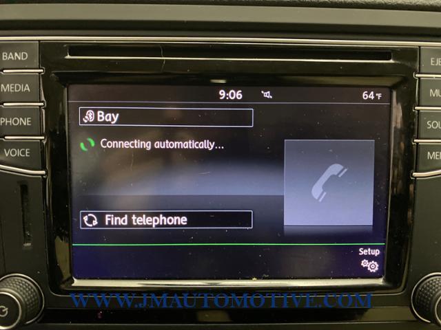 2017 Volkswagen Jetta 1.4T SE Auto, available for sale in Naugatuck, Connecticut | J&M Automotive Sls&Svc LLC. Naugatuck, Connecticut 2017 Volkswagen Jetta 1.4T SE Auto, available for sale in Naugatuck, Connecticut | J&M Automotive Sls&Svc LLC. Naugatuck, Connecticut