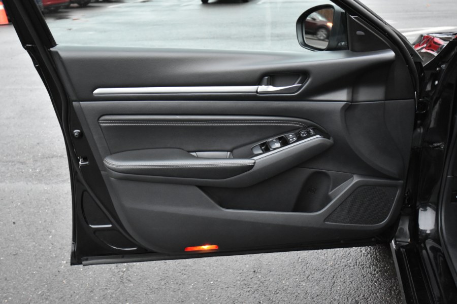 2020 Nissan Altima 2.5 SL Sedan, available for sale in Waterbury, Connecticut | Highline Car Connection. Waterbury, Connecticut 2020 Nissan Altima 2.5 SL Sedan, available for sale in Waterbury, Connecticut | Highline Car Connection. Waterbury, Connecticut
