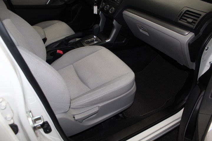 Used Subaru Forester 4dr Auto 2.5i Premium PZEV 2015 | New England Auto Sales LLC. Plainville, Connecticut Used Subaru Forester 4dr Auto 2.5i Premium PZEV 2015 | New England Auto Sales LLC. Plainville, Connecticut