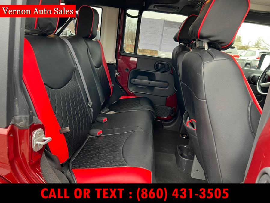 2009 Jeep Wrangler Unlimited 4WD 4dr Sahara, available for sale in Manchester, Connecticut | Vernon Auto Sale & Service. Manchester, Connecticut 2009 Jeep Wrangler Unlimited 4WD 4dr Sahara, available for sale in Manchester, Connecticut | Vernon Auto Sale & Service. Manchester, Connecticut