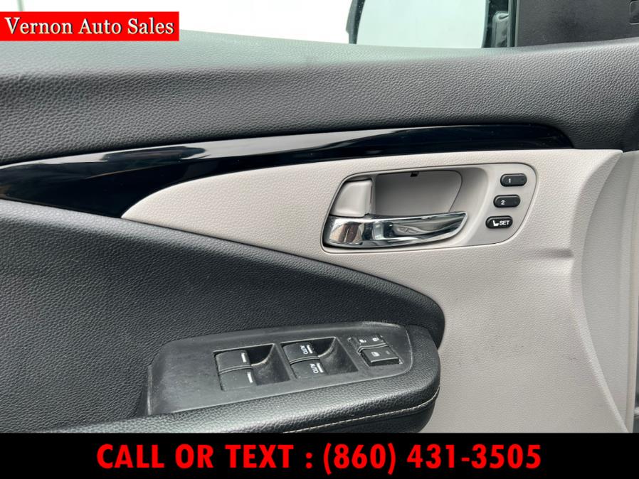 2018 Honda Ridgeline RTL-E AWD, available for sale in Manchester, Connecticut | Vernon Auto Sale & Service. Manchester, Connecticut 2018 Honda Ridgeline RTL-E AWD, available for sale in Manchester, Connecticut | Vernon Auto Sale & Service. Manchester, Connecticut
