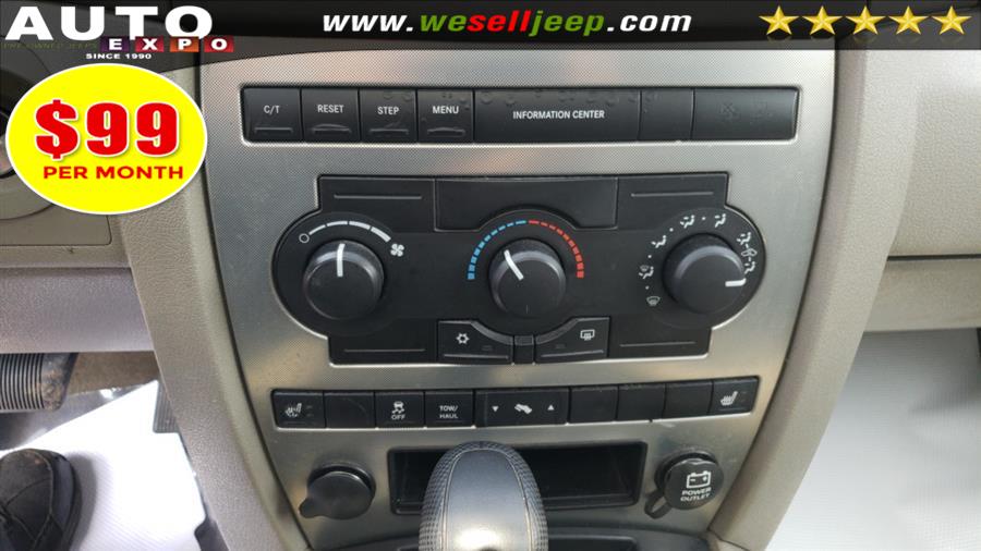 2005 Jeep Grand Cherokee 4dr Laredo 4WD, available for sale in Huntington, New York | Auto Expo. Huntington, New York 2005 Jeep Grand Cherokee 4dr Laredo 4WD, available for sale in Huntington, New York | Auto Expo. Huntington, New York