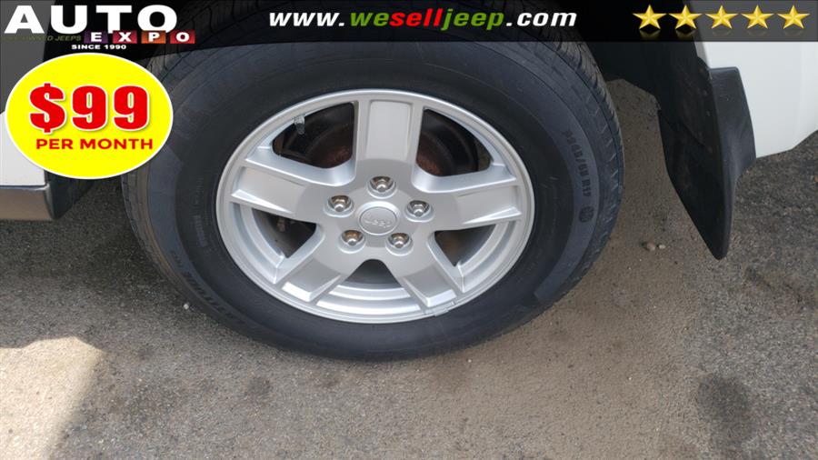 2005 Jeep Grand Cherokee 4dr Laredo 4WD, available for sale in Huntington, New York | Auto Expo. Huntington, New York 2005 Jeep Grand Cherokee 4dr Laredo 4WD, available for sale in Huntington, New York | Auto Expo. Huntington, New York