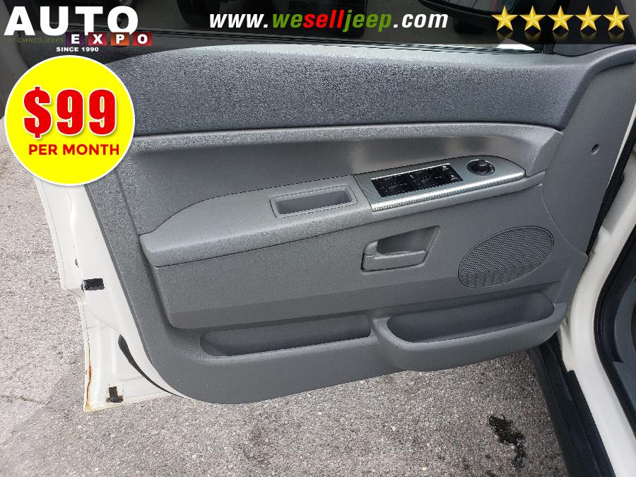 2005 Jeep Grand Cherokee 4dr Laredo 4WD, available for sale in Huntington, New York | Auto Expo. Huntington, New York 2005 Jeep Grand Cherokee 4dr Laredo 4WD, available for sale in Huntington, New York | Auto Expo. Huntington, New York