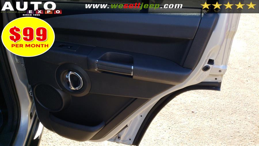 2009 Jeep Commander 4WD 4dr Limited, available for sale in Huntington, New York | Auto Expo. Huntington, New York 2009 Jeep Commander 4WD 4dr Limited, available for sale in Huntington, New York | Auto Expo. Huntington, New York