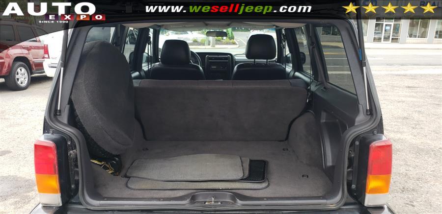 2001 Jeep Cherokee 4dr Limited 4WD, available for sale in Huntington, New York | Auto Expo. Huntington, New York 2001 Jeep Cherokee 4dr Limited 4WD, available for sale in Huntington, New York | Auto Expo. Huntington, New York